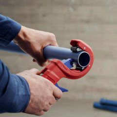 KNIPEX Plastik Boru Kesici DP50 90-23-01BK