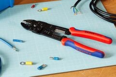 Knipex 97 22 240 Pabuç Sıkma ve Kablo Sıyırma Pensi