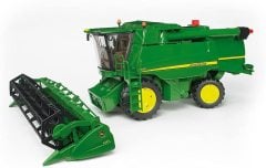 Bruder John Deere T670İ Biçerdöver BR02132
