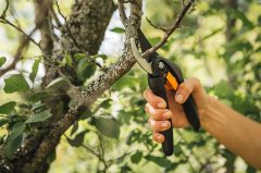 Fiskars 111260-1000567 SingleStep™ Bypass Budama Makası P26