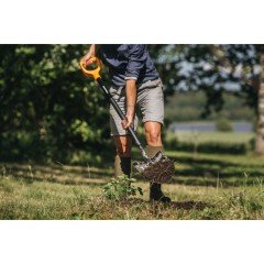 Fiskars 131413-1003455 Solid Sivri Uçlu Bahçe Küreği