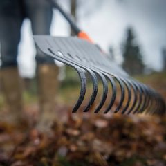 Fiskars 135016-1003465 Solid Yaprak Tırmığı L-Büyük
