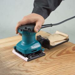 Makita BO4557 Avuç İçi Titreşimli Zımpara 180 W