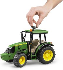 Bruder John Deere 5115M Traktör BR02106