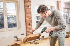 Bosch UniversalImpact 18 Çift Akülü Darbeli Delme Vidalama Makinesi (2 x 1,5Ah)
